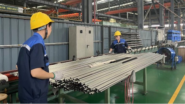 新能源電池行業(yè)不銹鋼管選擇！