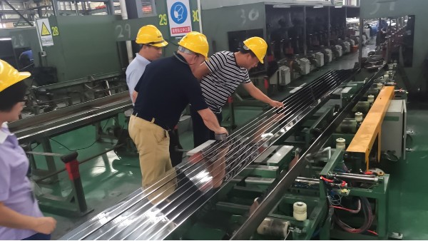 無縫與焊接的哲學(xué)：一場關(guān)于完整性與效率的百年對(duì)話