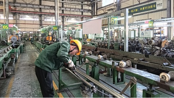 不銹鋼焊管勝無縫，換熱器選材揭秘！