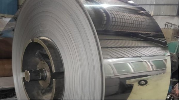 304不銹鋼毛邊卷的“毛邊”代表什么？和切邊卷有區(qū)別嗎？